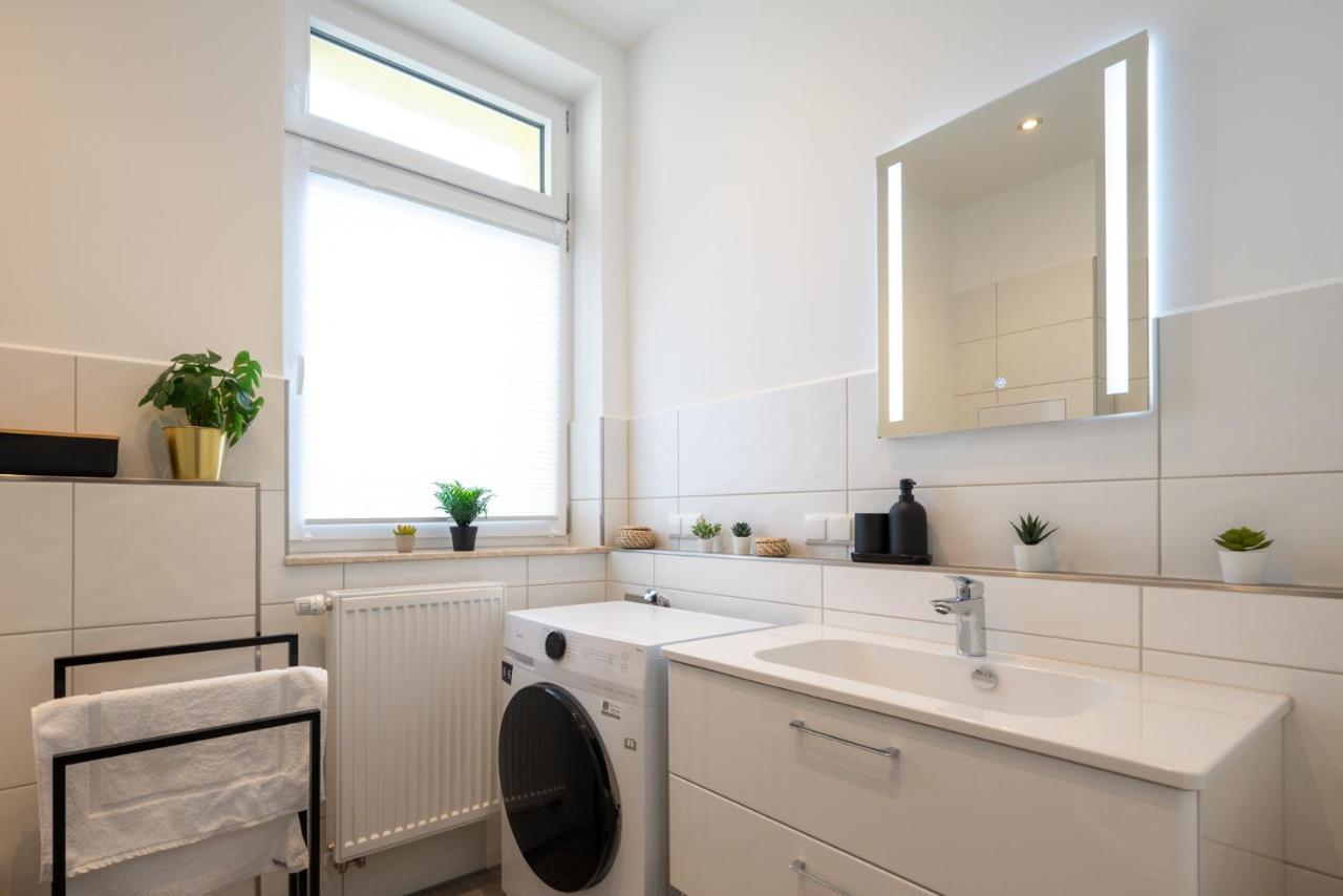 Maremar - Design Apartment - Luxus Boxspringbett - Zentral - Kueche - Arbeitsplatz - Highspeed Wlan Гера Экстерьер фото